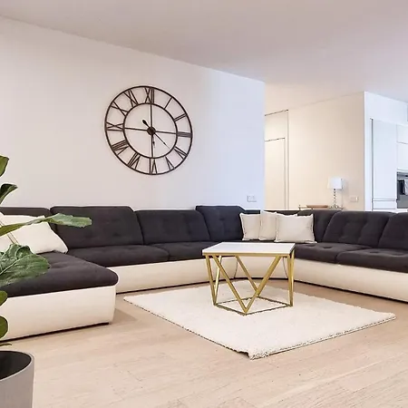 Na Placu Kaszubskim W Gdyni Appartement *
