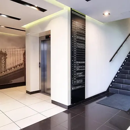 Na Placu Kaszubskim W Gdyni Apartman